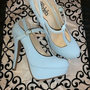 Light blue high heels 💙